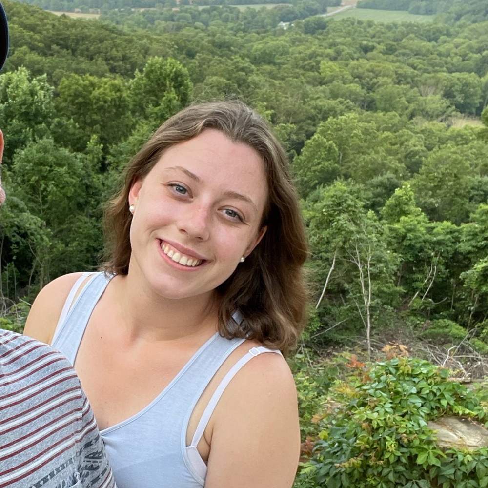 Meet your Posher, Stephanie